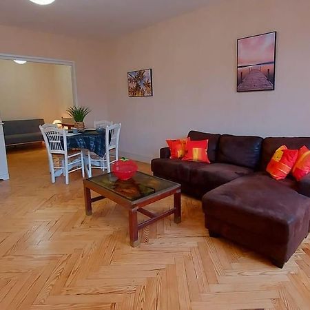 Appartement Le Spacieux Du Centre à Agen Extérieur photo